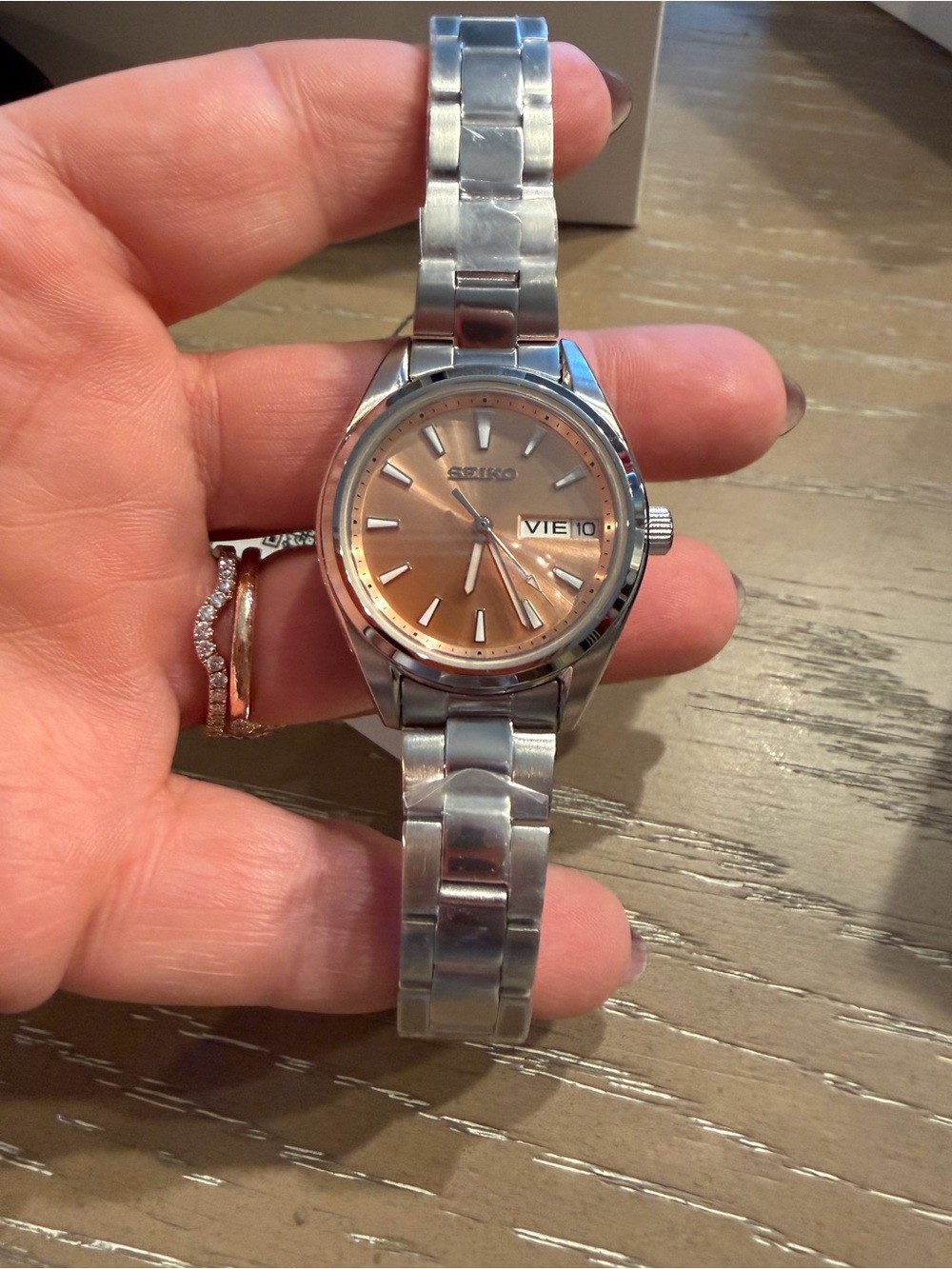 Seiko Silver Bracelet Watch with Rose Gold Face and  Dial - Picture 3 of 6